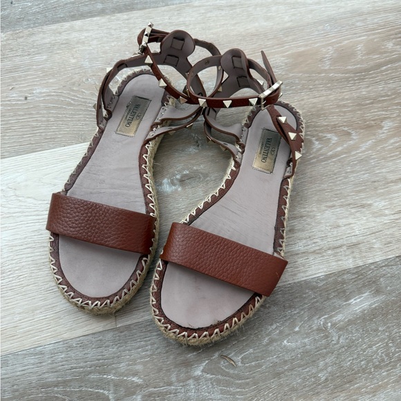 Valentino Flat Espadrille Sandals - Picture 1 of 3